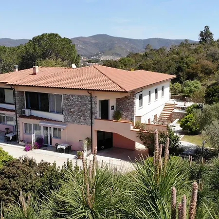 Apartment Serenity - 2 Posti Auto - In E In Centro