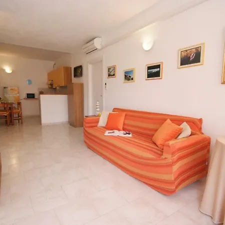 Apartment Serenity - 2 Posti Auto - In E In Centro Marina di Campo
