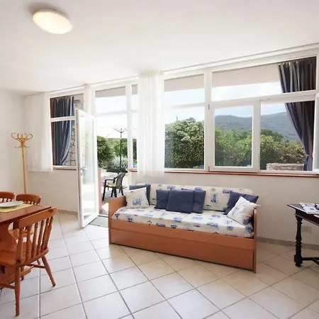 Apartment Serenity - 2 Posti Auto - In E In Centro